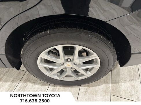 Used 2024 Chevrolet Equinox LT image 10