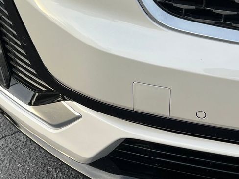 Certified 2025 Cadillac XT6 Premium Luxury image 11