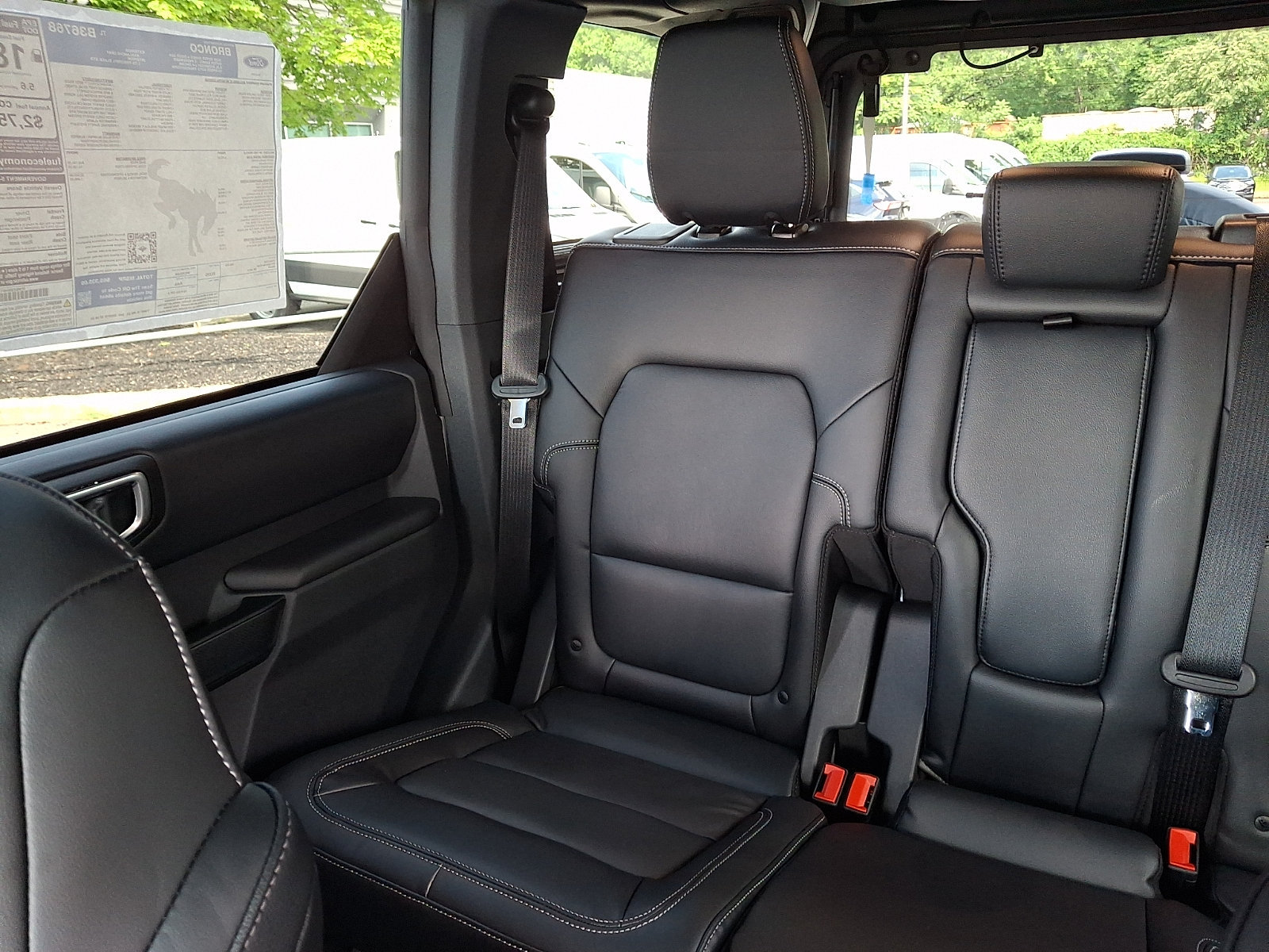 New 2026 Ford Bronco Outer Banks w/ Sasquatch Package AWD/4WD image 10