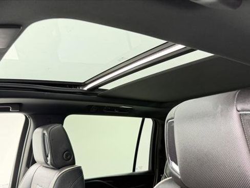 Used 2023 Cadillac Escalade ESV Sport image 16