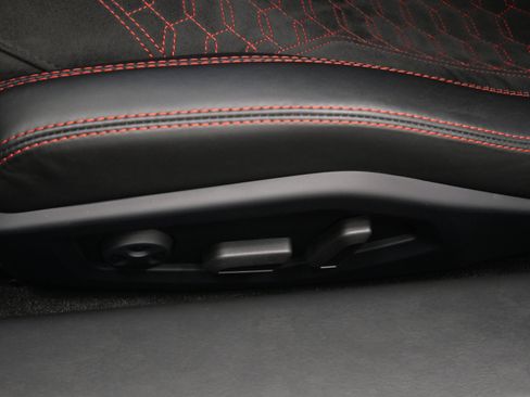Used 2019 Lamborghini Huracan LP 580-2 RWD image 27