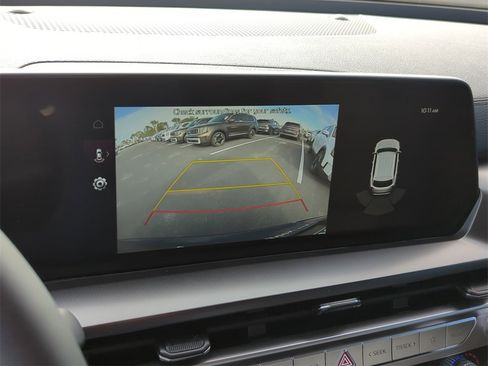 New 2025 Kia Telluride S image 24