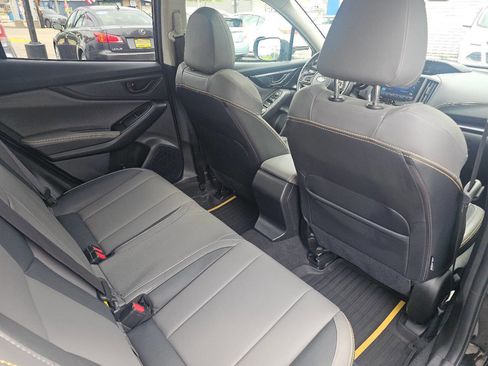 Used 2021 Subaru Crosstrek 2.5i Sport w/ Moonroof Package image 33