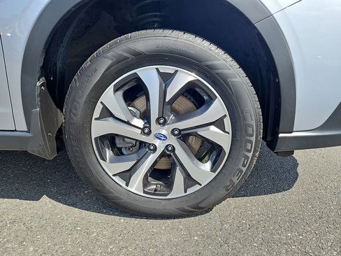 Used 2020 Subaru Outback Limited AWD/4WD image 8