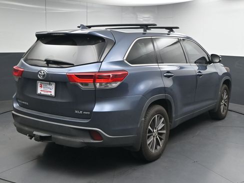 Used 2019 Toyota Highlander XLE image 8