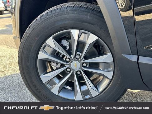 New 2026 Chevrolet Equinox LT w/ Convenience Package II image 9