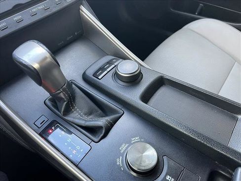 Used 2015 Lexus IS 250 image 18