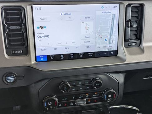 Used 2025 Ford Bronco Outer Banks image 14