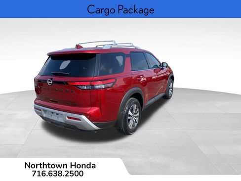 Used 2022 Nissan Pathfinder SL w/ SL Black Package image 9