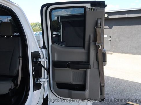 Used 2019 Ford F250 XL w/ Power Equipment Group AWD/4WD image 17