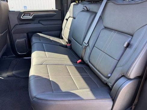 Used 2025 Chevrolet Silverado 3500 High Country w/ High Country Premium Package AWD/4WD image 6