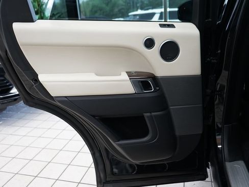 Used 2016 Land Rover Range Rover Sport HSE AWD/4WD image 50