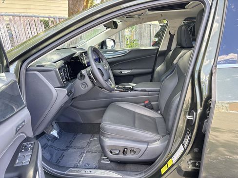 Used 2025 Lexus NX 350h AWD w/ Cold Area Package image 4