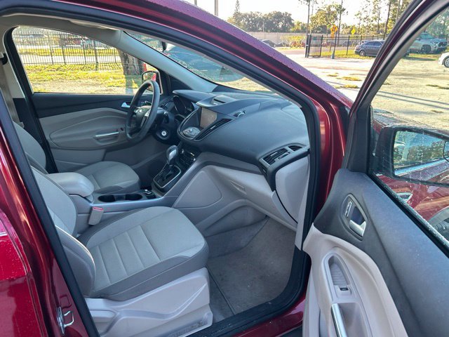 Used 2013 Ford Escape SE FWD image 9
