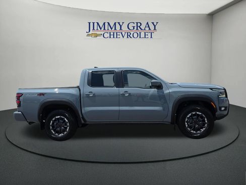 Used 2025 Nissan Frontier PRO-4X AWD/4WD image 6