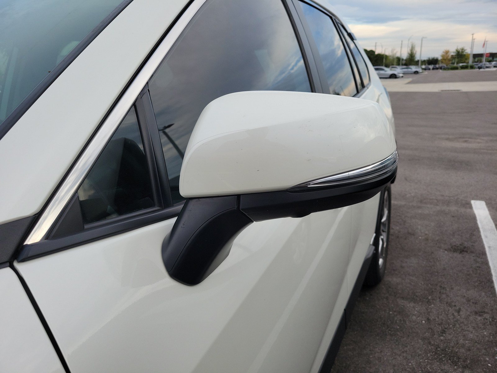 Used 2021 Toyota RAV4 Limited AWD/4WD image 7