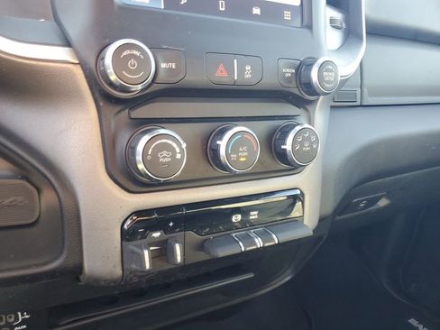 Used 2024 RAM 2500 Big Horn AWD/4WD image 23