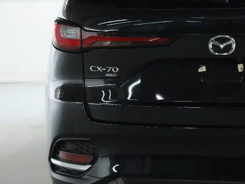Certified 2025 MAZDA CX-70 Plug-In Hybrid w/ Premium Pkg image 16