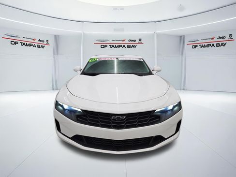 Used 2023 Chevrolet Camaro LT RWD image 3