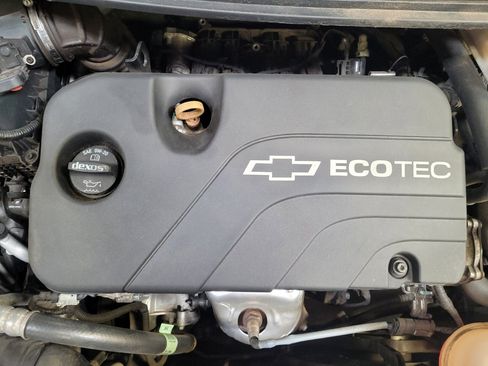 Used 2021 Chevrolet Spark LT FWD image 30