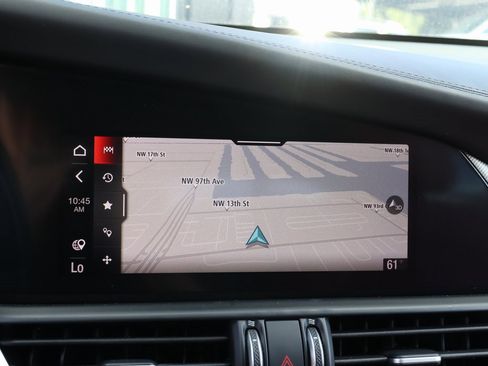 Used 2022 Alfa Romeo Giulia Veloce image 30