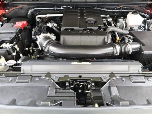 Used 2025 Nissan Frontier PRO-4X w/ Pro Premium Package image 22