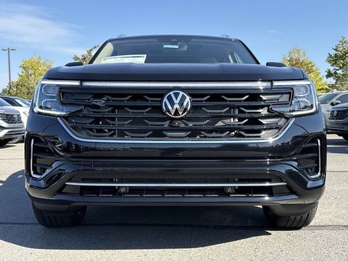 New 2026 Volkswagen Atlas SEL Premium R-Line AWD/4WD image 8