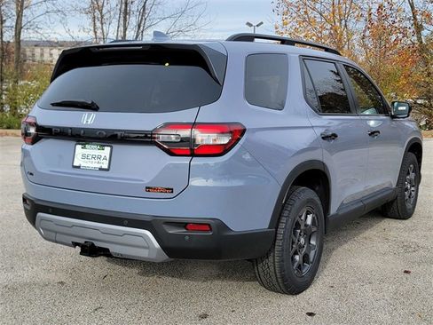 New 2025 Honda Pilot TrailSport image 6