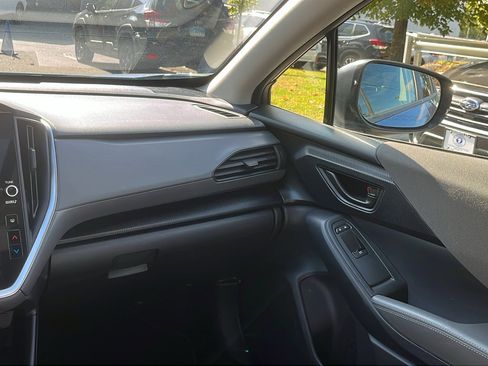 Used 2024 Subaru Crosstrek 2.0i Premium image 23