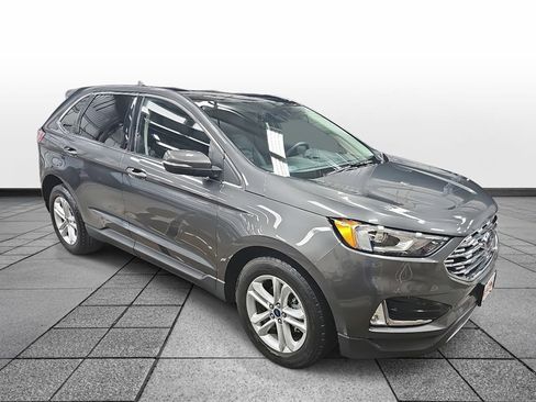Used 2020 Ford Edge SEL w/ Convenience Package image 3