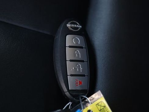 Used 2023 Nissan Murano SV AWD/4WD image 29