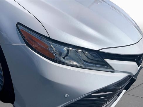 Used 2018 Toyota Camry XLE FWD image 27
