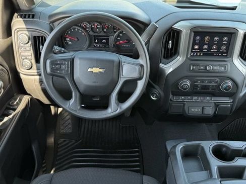 Used 2023 Chevrolet Silverado 1500 Custom AWD/4WD image 12