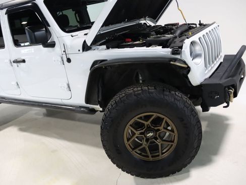 Used 2021 Jeep Gladiator Sport AWD/4WD image 71