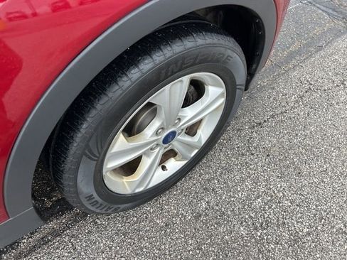 Used 2015 Ford Escape SE image 21