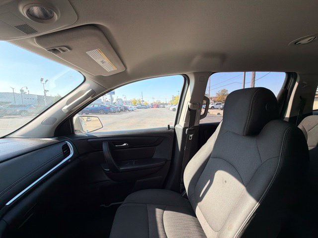 Used 2017 Chevrolet Traverse LT FWD image 32
