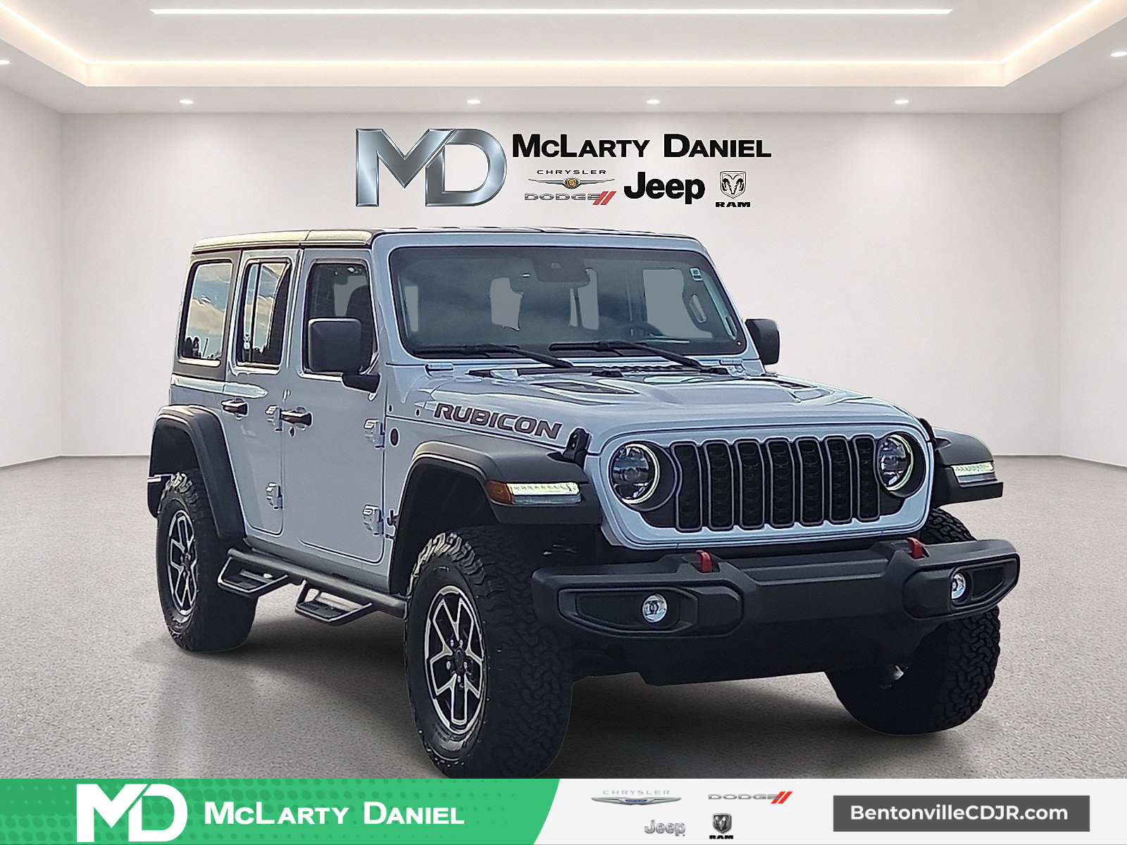 Used 2025 Jeep Wrangler Unlimited Rubicon w/ Convenience Group AWD/4WD image 1