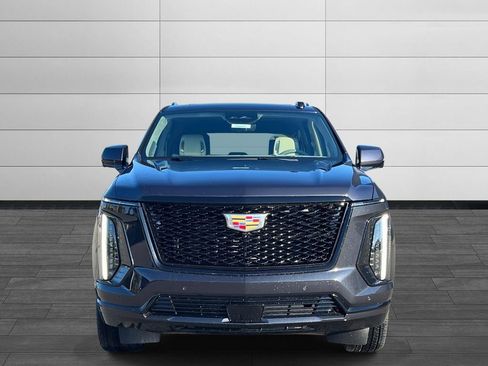 New 2025 Cadillac Escalade Sport Platinum image 8