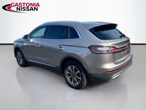 Used 2021 Lincoln Nautilus FWD w/ Equipment Group 101A image 6