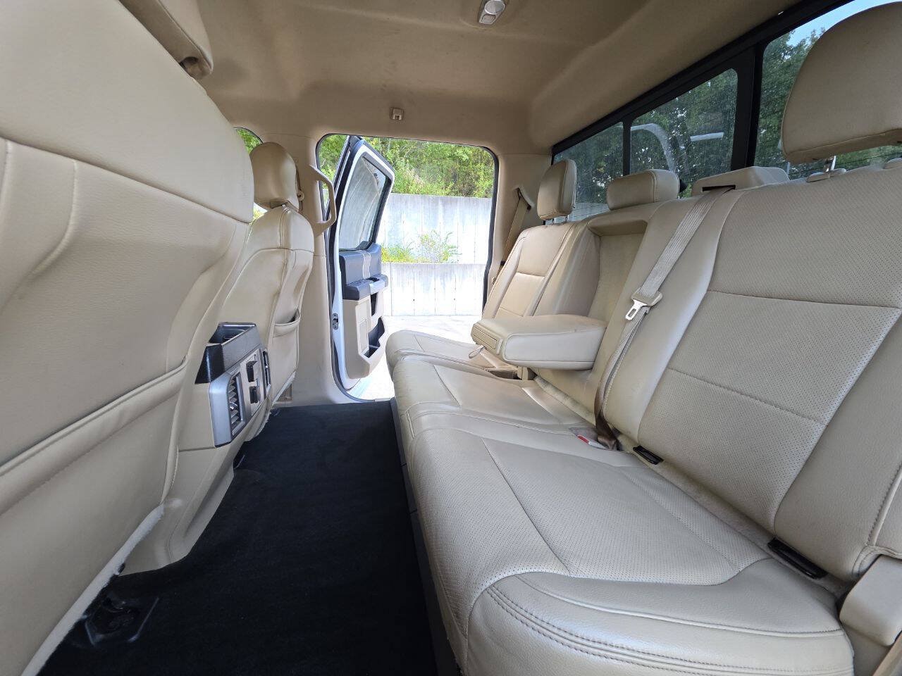 Used 2017 Ford F350 Lariat AWD/4WD image 51