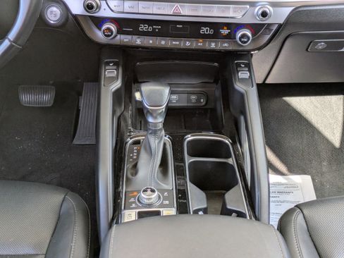 Used 2023 Kia Telluride S image 19