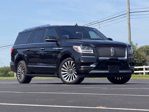 Used 2019 Lincoln Navigator L Reserve AWD/4WD image 1