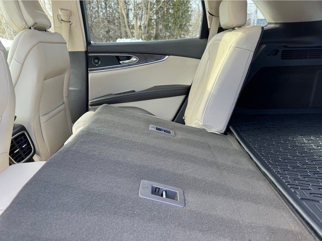 Used 2020 Lincoln Nautilus Reserve AWD/4WD image 18