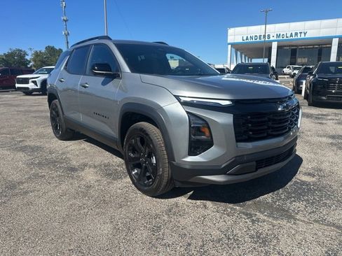 New 2026 Chevrolet Equinox LT w/ Convenience Package II image 1