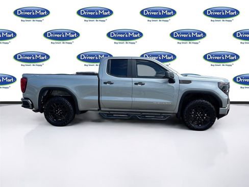 Used 2023 GMC Sierra 1500 Pro w/ Graphite Edition AWD/4WD image 8
