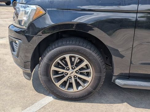 Used 2021 Ford Expedition XLT RWD image 9