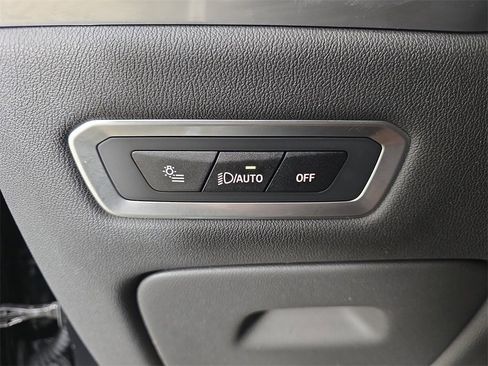 Certified 2024 BMW X7 M60i w/ Executive Package image 27