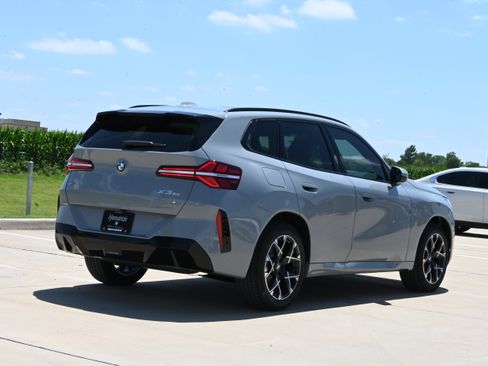 New 2026 BMW X3 xDrive30i w/ M Sport Package AWD/4WD image 8