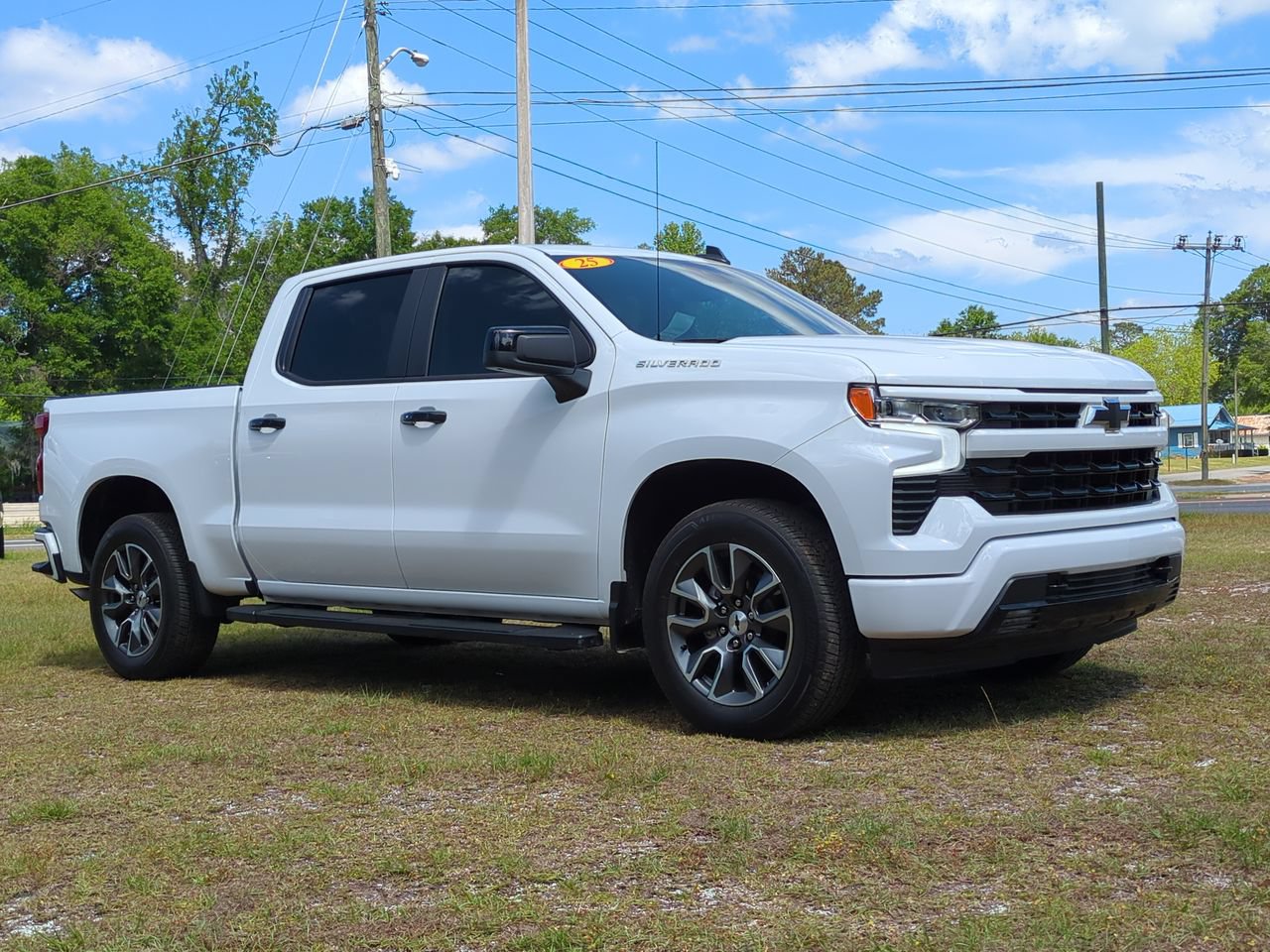 Used 2025 Chevrolet Silverado 1500 RST RWD image 2