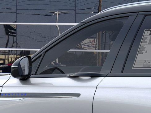 New 2026 Lincoln Nautilus Reserve image 20